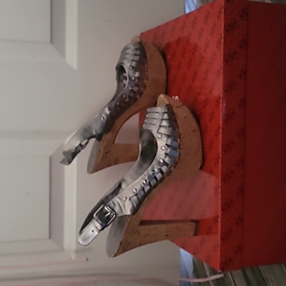 Shoes - Picture 3 of 3